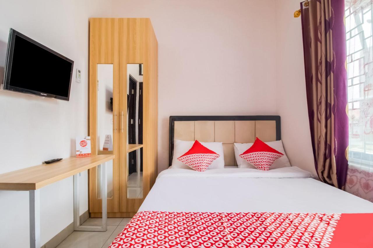 Oyo 3256 Rukost I8 Hotel Караванг Екстериор снимка
