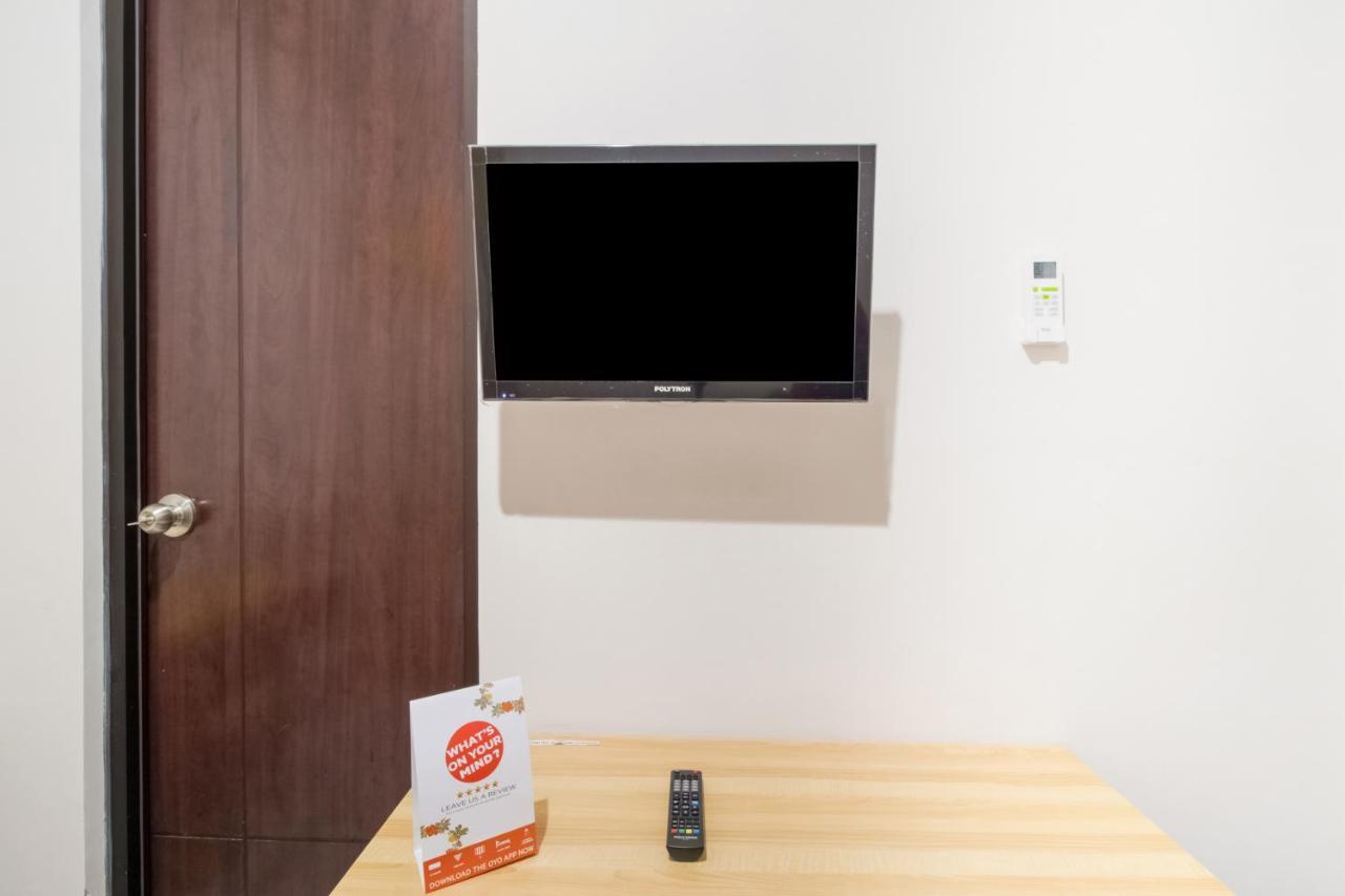 Oyo 3256 Rukost I8 Hotel Караванг Екстериор снимка